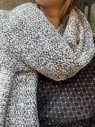Étole YUKI gris/blanc/noir - CATHERINE VALENTIN