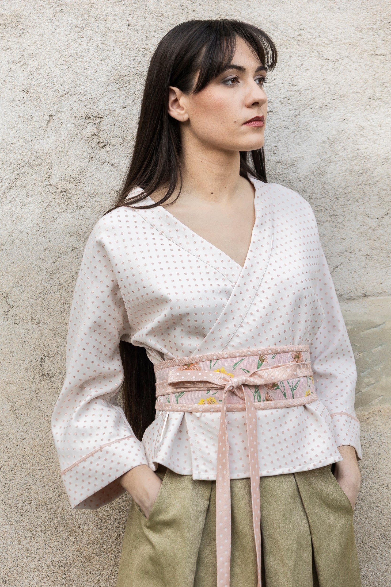 Kimono ENDO pois rose/blanc OBI fleur passepoil pois blanc/rose MARIAGE - CATHERINE VALENTIN