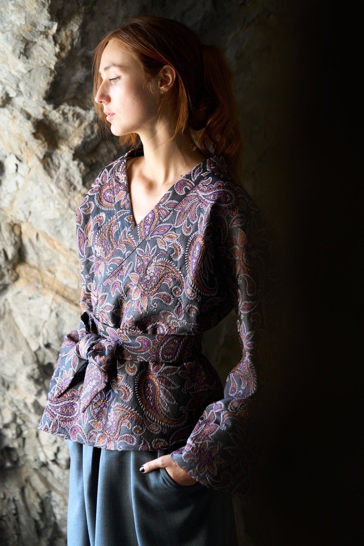 Kimono NAISHO motif cachemire pourpre - CATHERINE VALENTIN