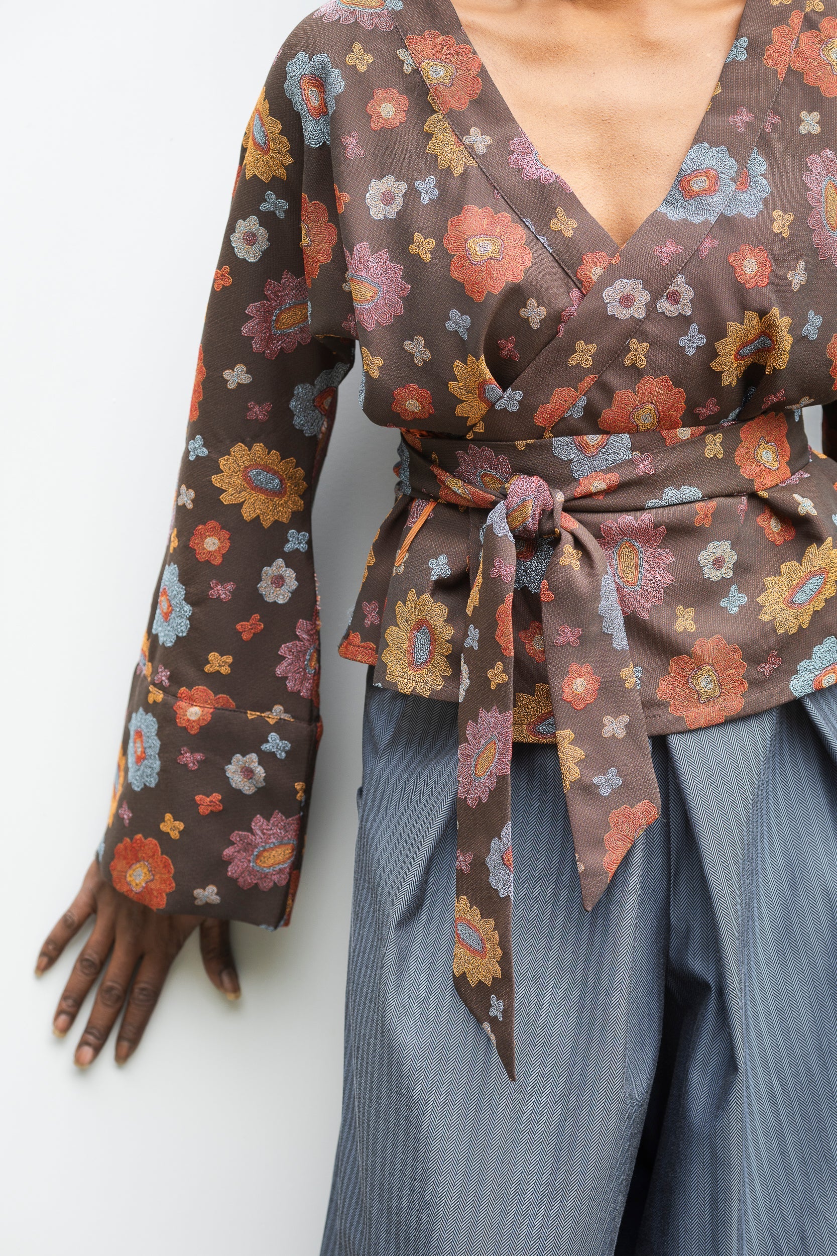 Kimono OKU marron/orange fleurs - CATHERINE VALENTIN