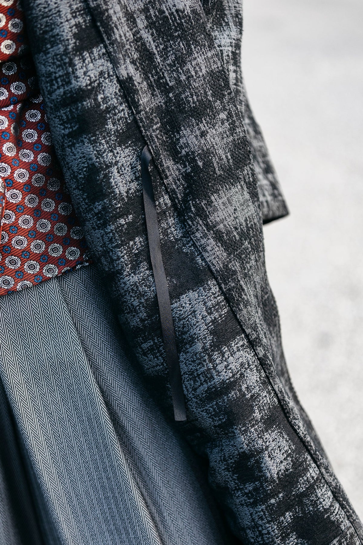 Manteau Kimono AKI noir détail textile
