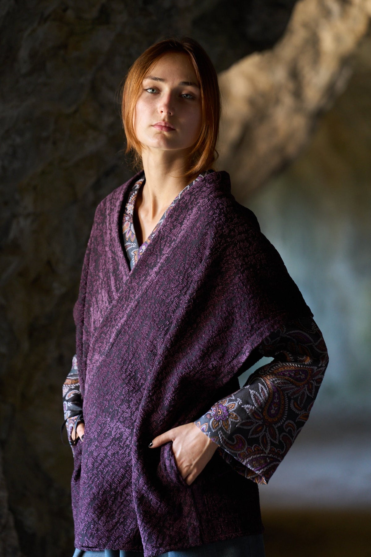Kimono NAISHO motif cachemire pourpre - CATHERINE VALENTIN