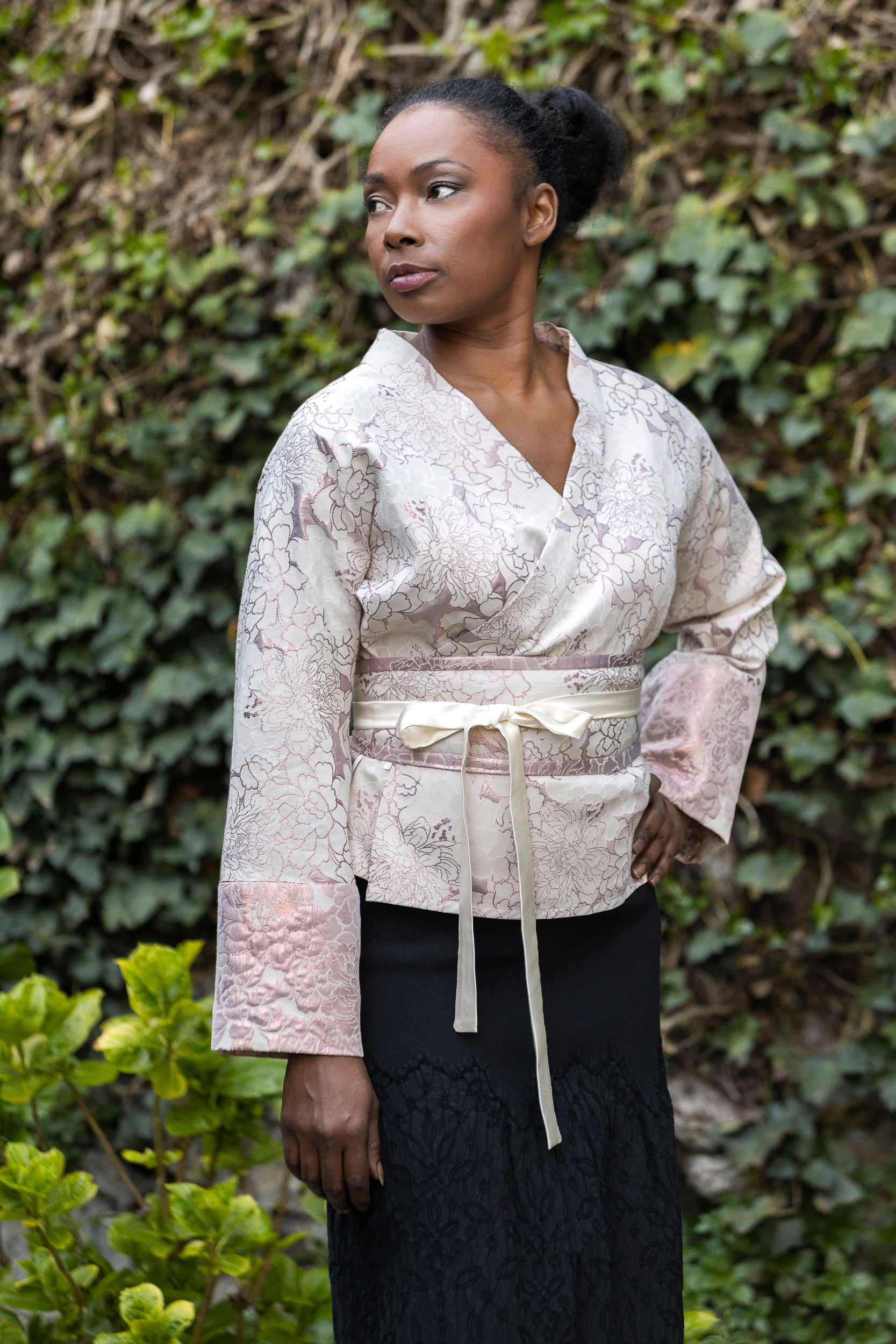 Kimono SAKURA fleur rose et blanc - CATHERINE VALENTIN