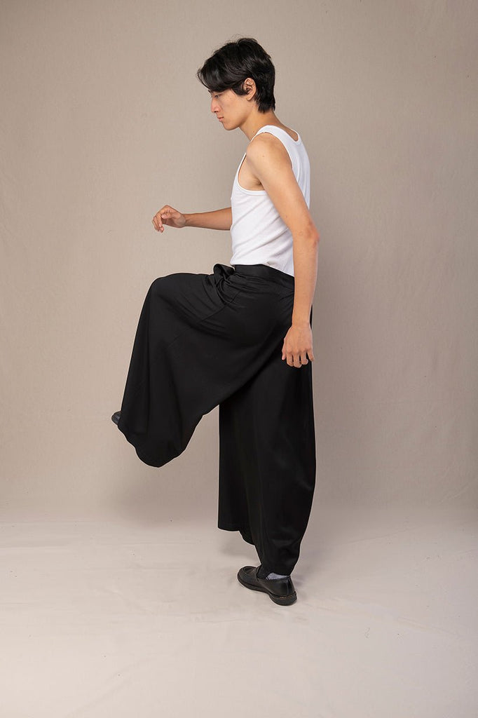 Pantalon hakama homme KURO noir - CATHERINE VALENTIN