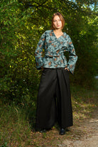 Pantalon hakama KURO noir satiné chevron - CATHERINE VALENTIN